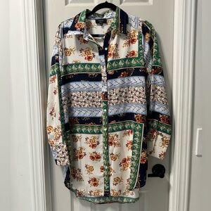 VICI small button up dress.